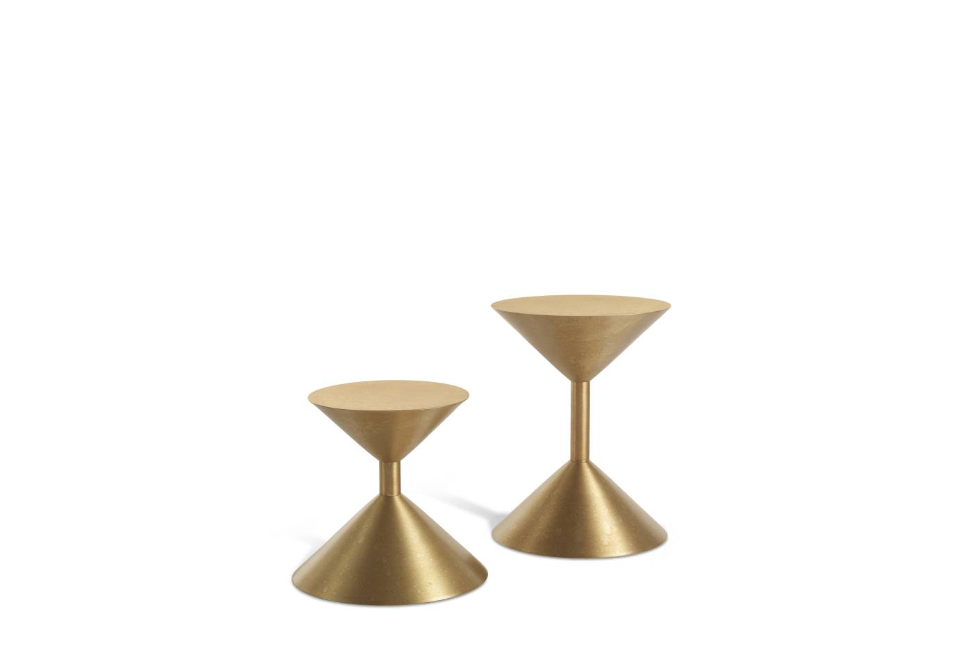 PLEASURE side table &ndash; Transform your space with luxury Made in Italy classic low tables of Savoir-Faire collection.