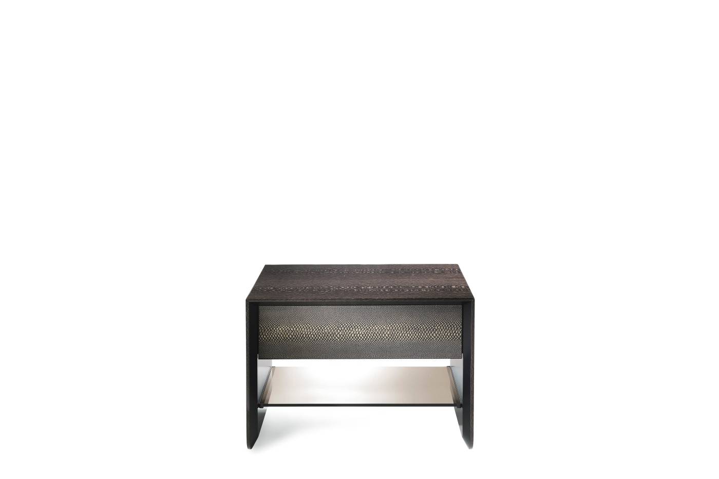 RCHI_MORNE_night-table_MOE.321.A81_2021_01.jpg
